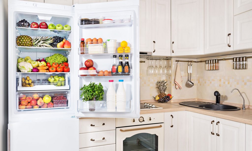 Curățarea și organizarea frigiderului pas cu pas